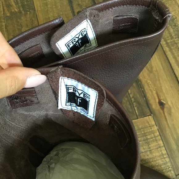 Frye Veronica Short Boots Size 6 - Picture 6 of 12